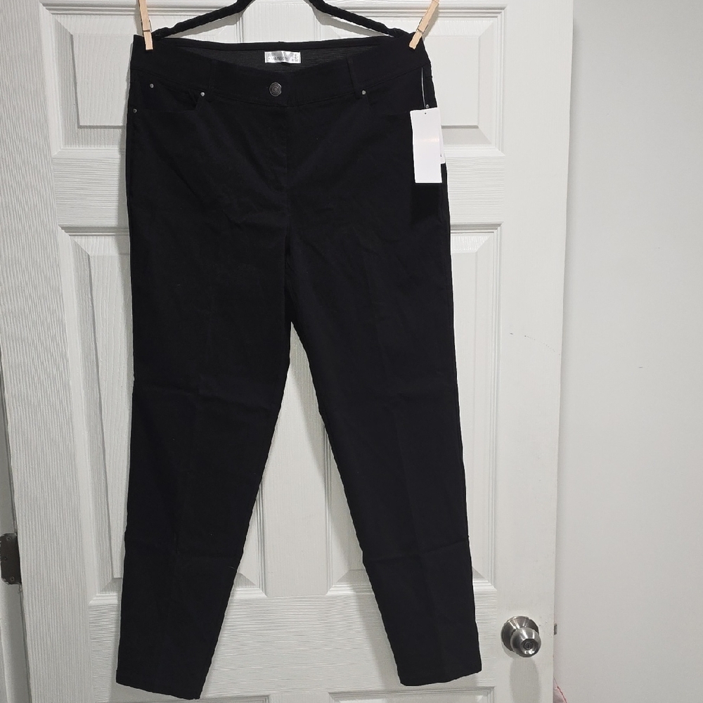 89th and Madison Black Slim Fit Pants